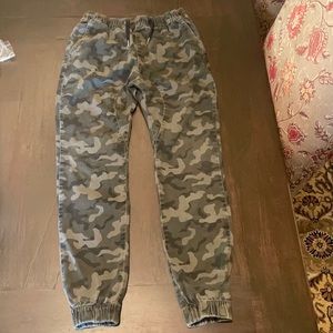 Zanerobe camo joggers